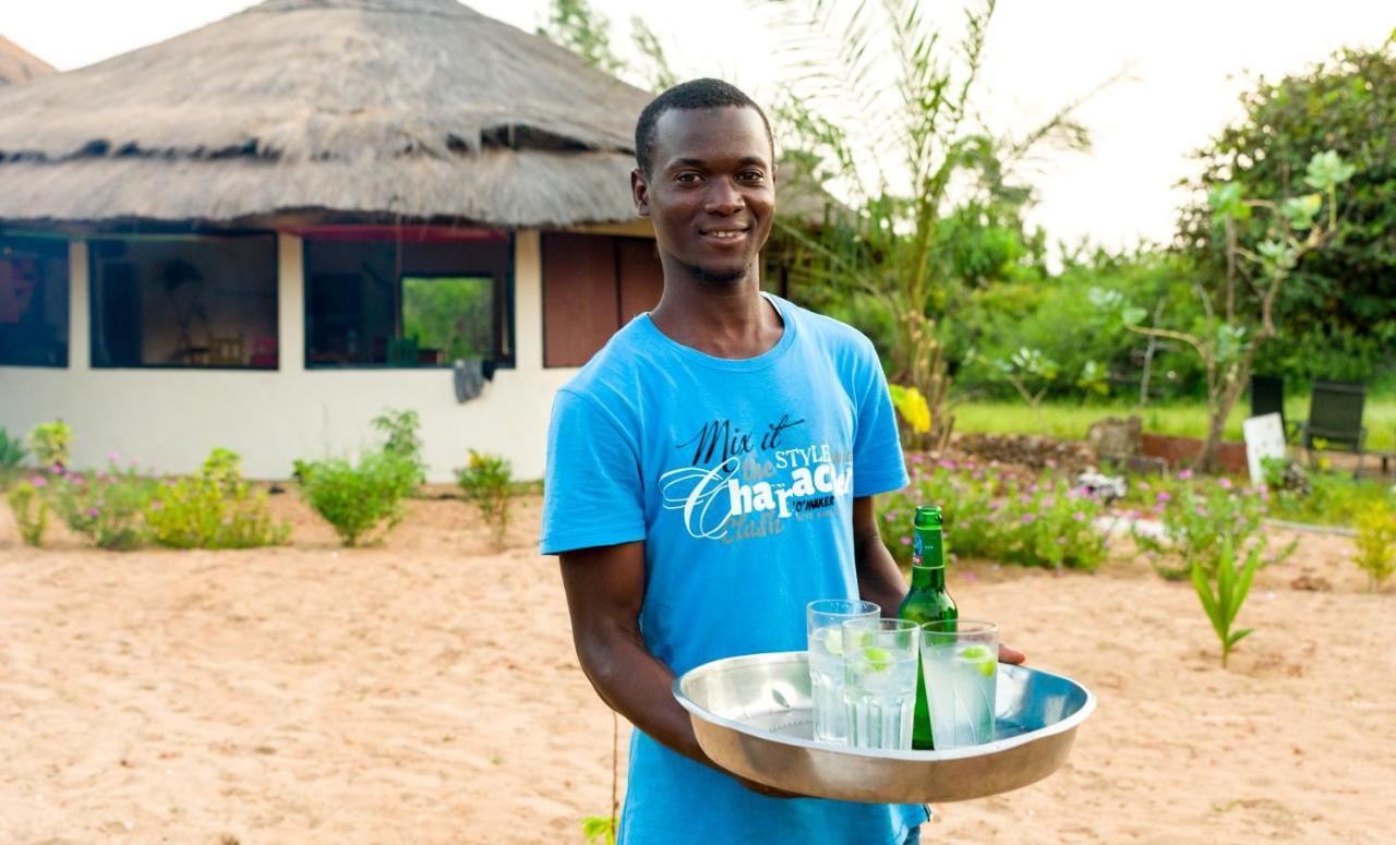 Tamba Kuruba Eco-Lodge Folonko Экстерьер фото